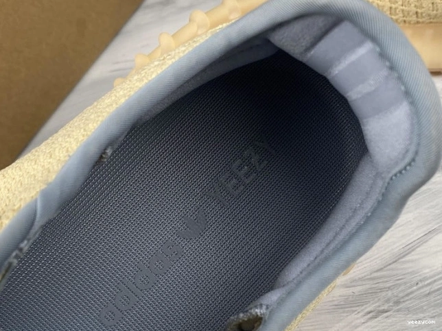Linen V2 Adidas Yeezy FY5158 Boost 350 1001